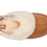 UGG Funkette Slipper – Chestnut