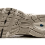 New Balance 530 Ivory