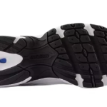 New Balance 530 – White Silver Metallic