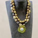 Golden Shell Pearl