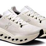 On Running Cloudsurfer Max Ivory Salmon