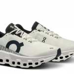 On Running Cloudmonster 2 Undyed/Frost