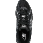 New Balance 740 Black Silver