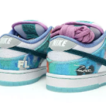 Nike SB Dunk Low x Futura Laboratories