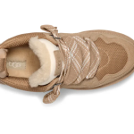 UGG Lowmel – Sand