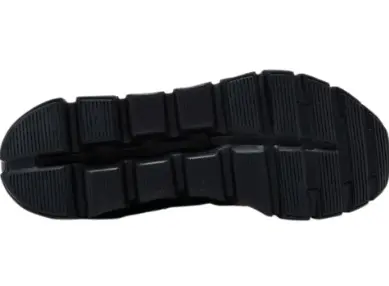 On Cloud 6 - Triple Black