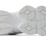 New Balance 9060 – Triple White