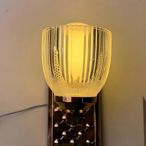 بليك أكريلك ليد ذهبي مودرن