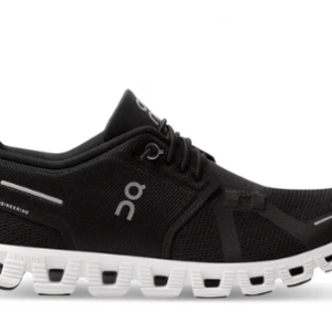 On Running Cloud 5 Black/White