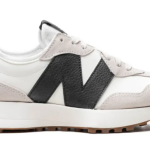 New Balance 327 Moonbeam – Black Gum
