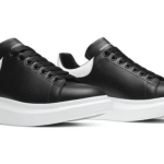 Alexander McQueen Oversized Sneaker 'Black White'