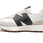 New Balance 327 Moonbeam – Black Gum