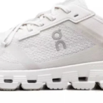 On Running Cloud X 4 AD White Wolf