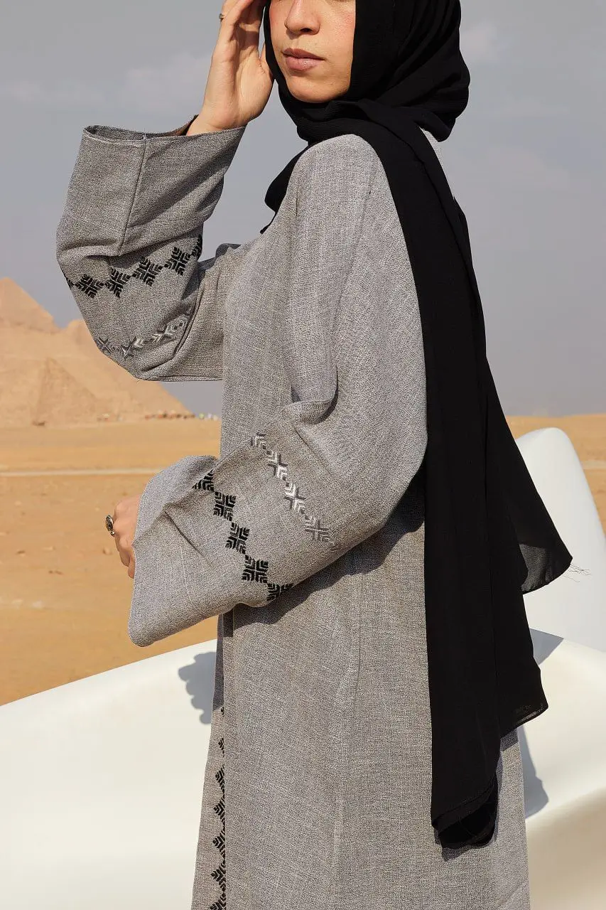 رماديةُ