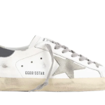 Golden Goose Super-Star trainers in smooth white leather with dark grey back and suede leather star(Men)