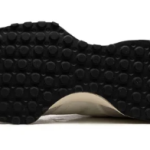 New Balance 327 Sea Salt – Black