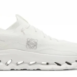 LOEWE x OnCloudtilt All White