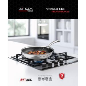 Zinox مقلاية زينوكس كلاد تكنولوجيا ثلاثية الطبقات بتضمن توزيع حراري مثالي وكفاءة أعلى في الطهي سطح مزود بنمط سداسي . مدعوم بضمان لمدة 3 سنوات.
