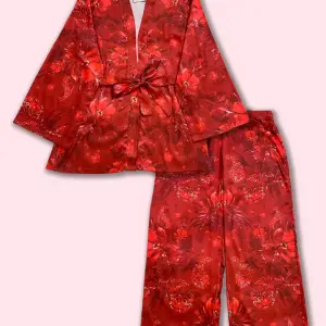 Hibiscus Red Kimono Set