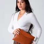 -32% Chic Texture Clutch Bag-camel