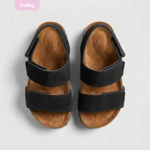 صندل أطفال “Black”.