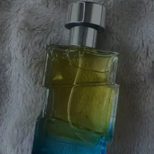 Perfume barqah Blue
