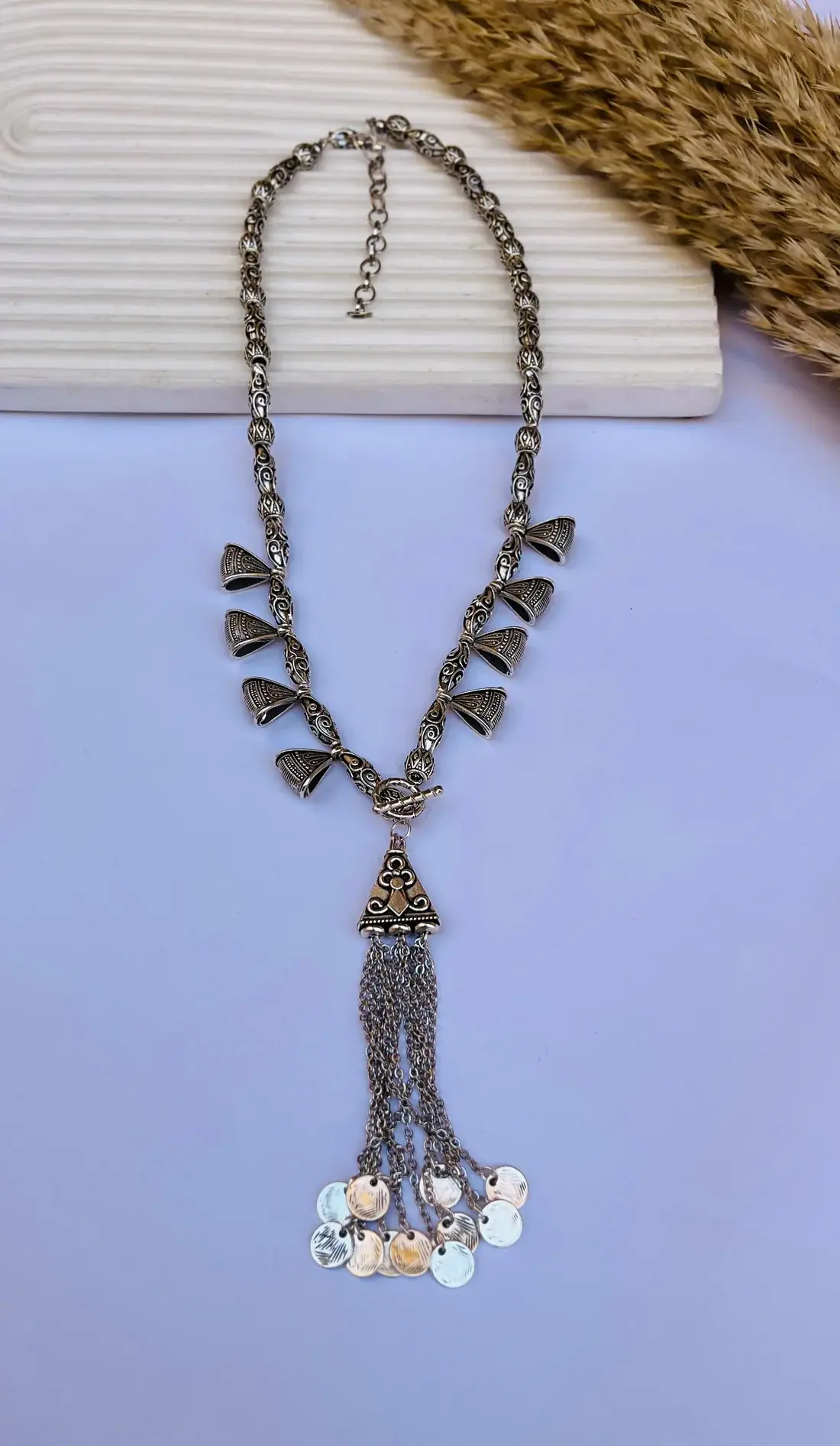 Open media 1 in modal Yomn Jewellery Arabic tassel