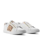 sneakers distinctive designs - MK