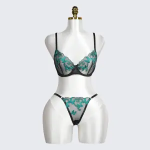 Veilvine Floral Embroidery Lace Lingerie Set