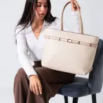 Classic Belt Detail Tote-beige