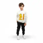 White Sweatshirt with Garfield Print 🐱