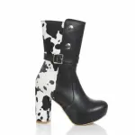 Bold boot with a unique design R-50