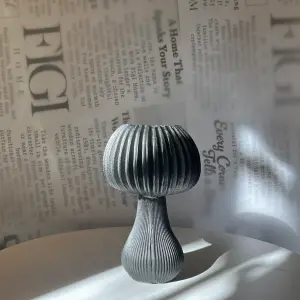 Ribbed Mushroom vase