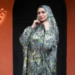 EXOTIC PAISLEY PRINT SATIN MALHAFA ISDAL