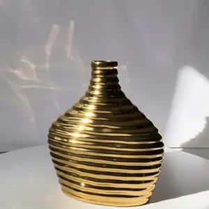 Ripple Form Vase