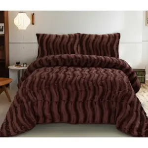 Wavy Lines Quilt Blanket