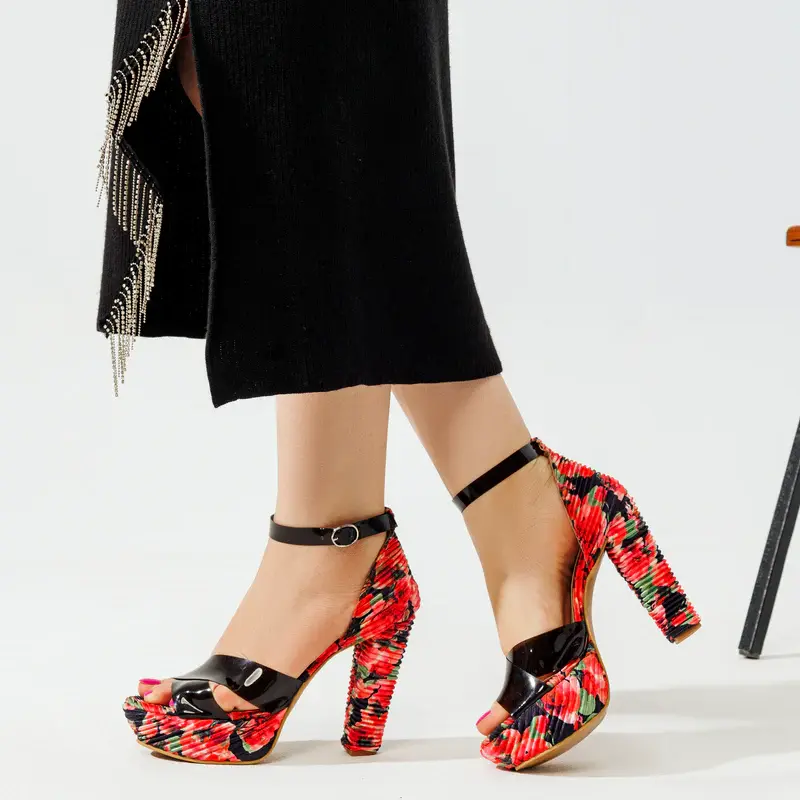 Multicolored Heel Sandal - R-107