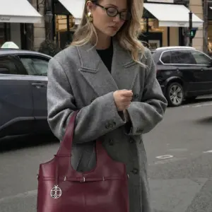 Cecilia Burgundy Shoulder bag
