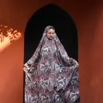 COLORPOP PAISLEY PRINT SATIN MALHAFA ISDAL