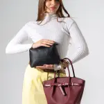 Belted Pebbled Hand Bag - marron