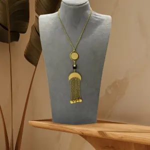 Haloula necklace