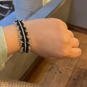 Rays bracelet in black &silver