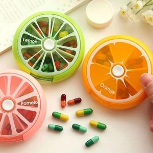 منظم ادوية بشكل فواكه حجم كبير