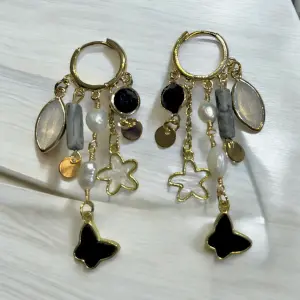 Taxi earringc