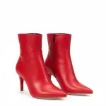 chic ankle boot with a sleek design R-903
