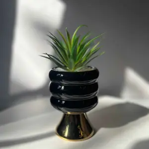 Riva Tiered Planter