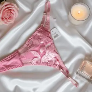 Lily Bloom Lace Set