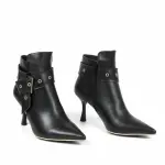 Boot decorated with a stylish buckle R-509 new