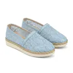 Floral Lace Slip-on Flats. BN-58