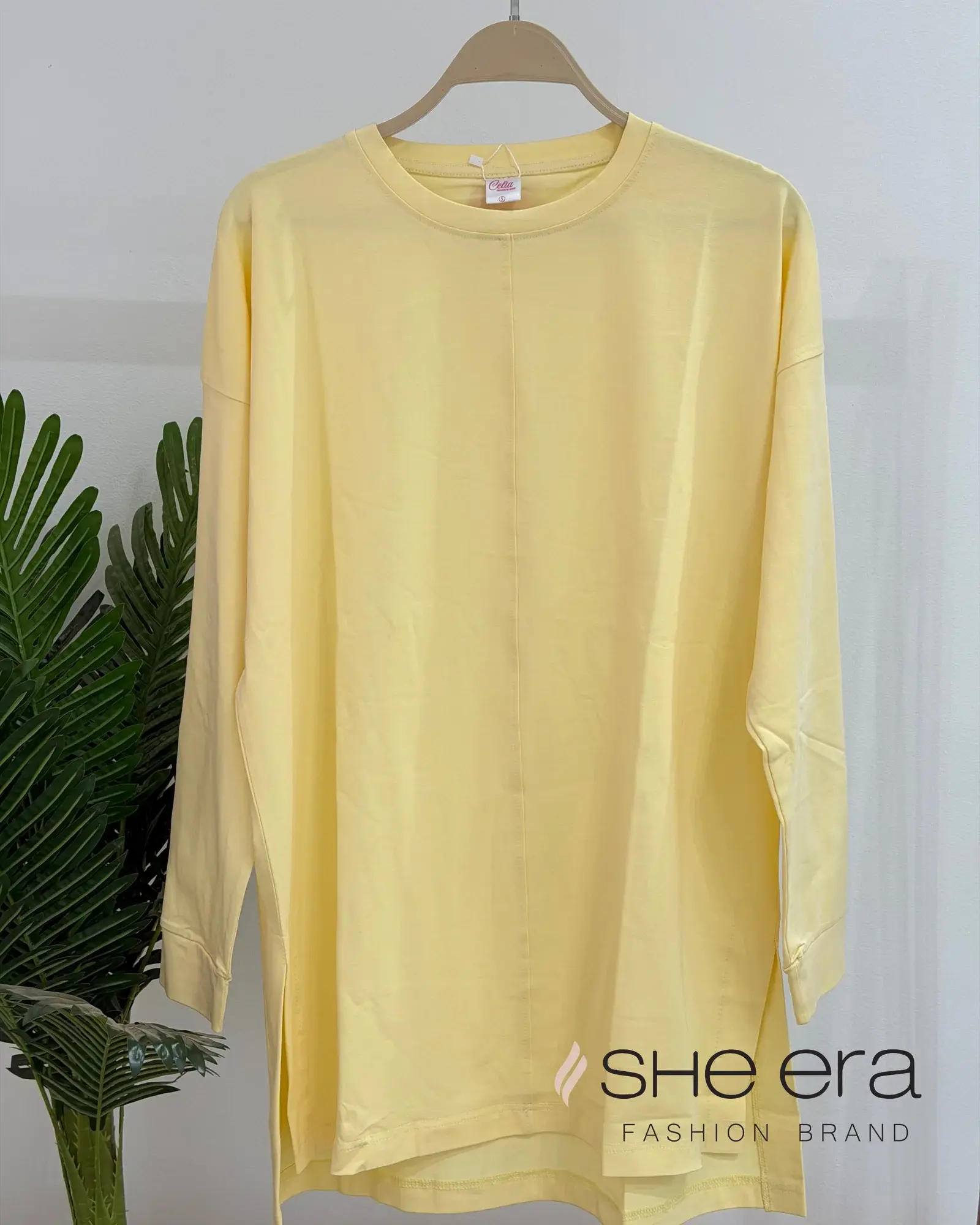 Line T-Shirt